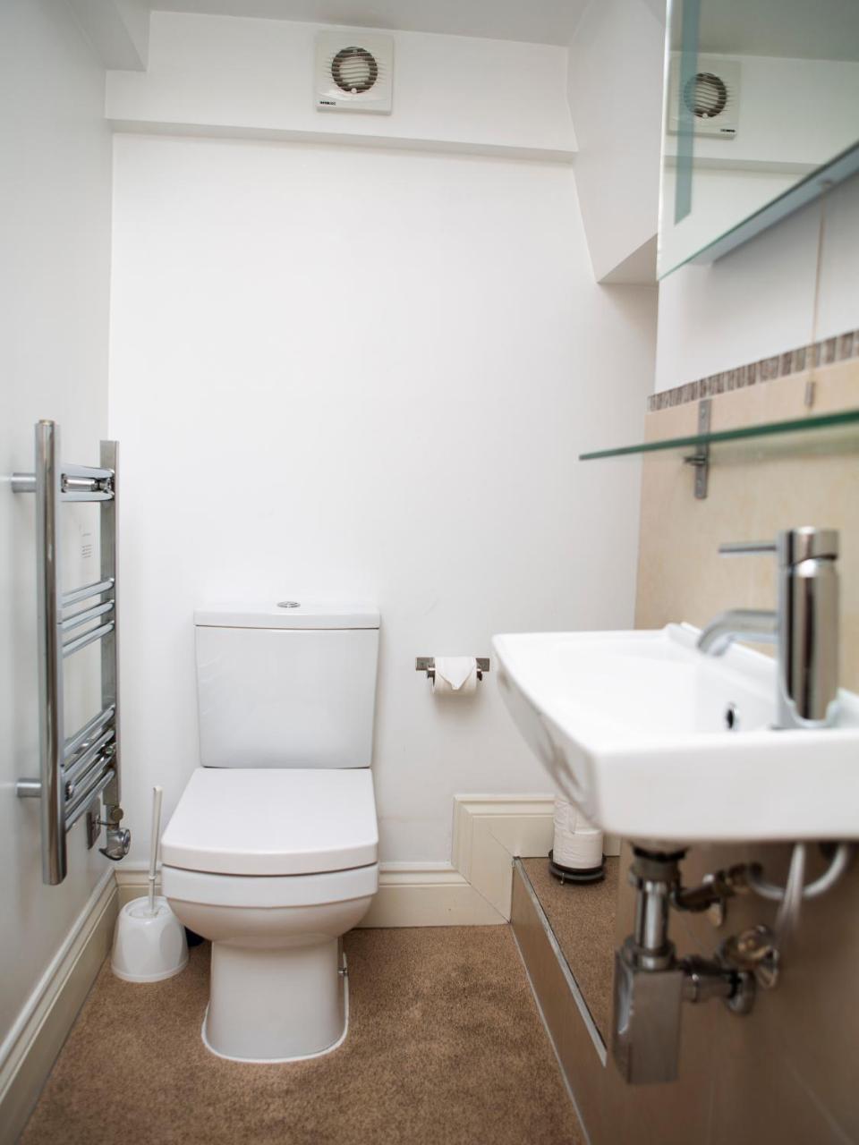 Apt 3, Trafalgar Sq Duplex, 3Rd & 4Th Floor By Indigo Flats 伦敦 外观 照片