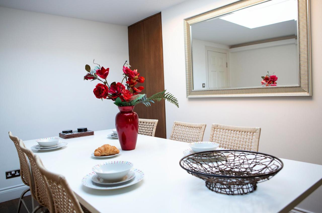 Apt 3, Trafalgar Sq Duplex, 3Rd & 4Th Floor By Indigo Flats 伦敦 外观 照片